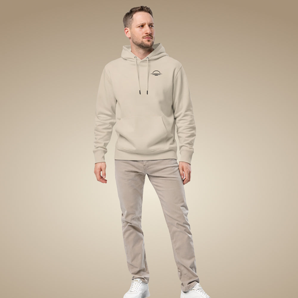 Man wearing a organic cotton beige hoodie