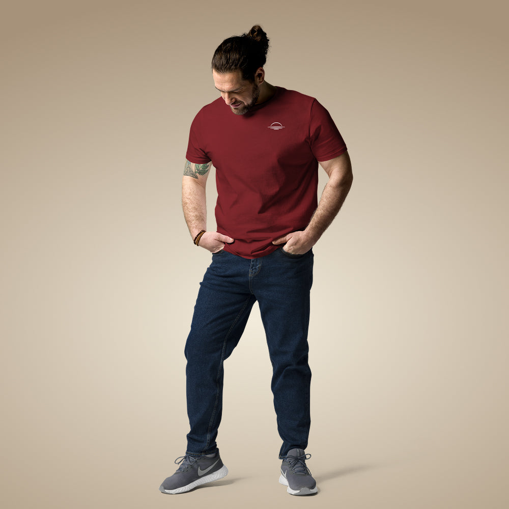Burgundy men’s organic cotton t-shirt showing relaxed everyday fit