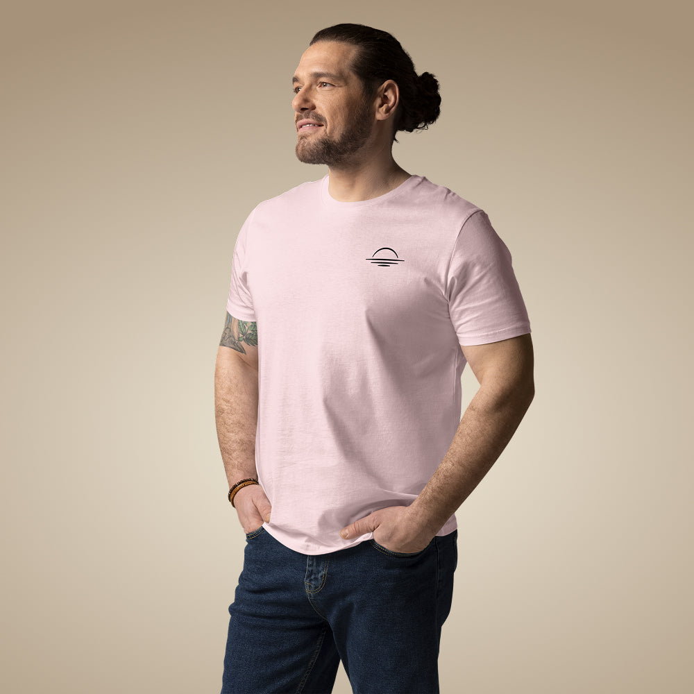 Men’s organic cotton t-shirt in cotton pink with minimal chest logo